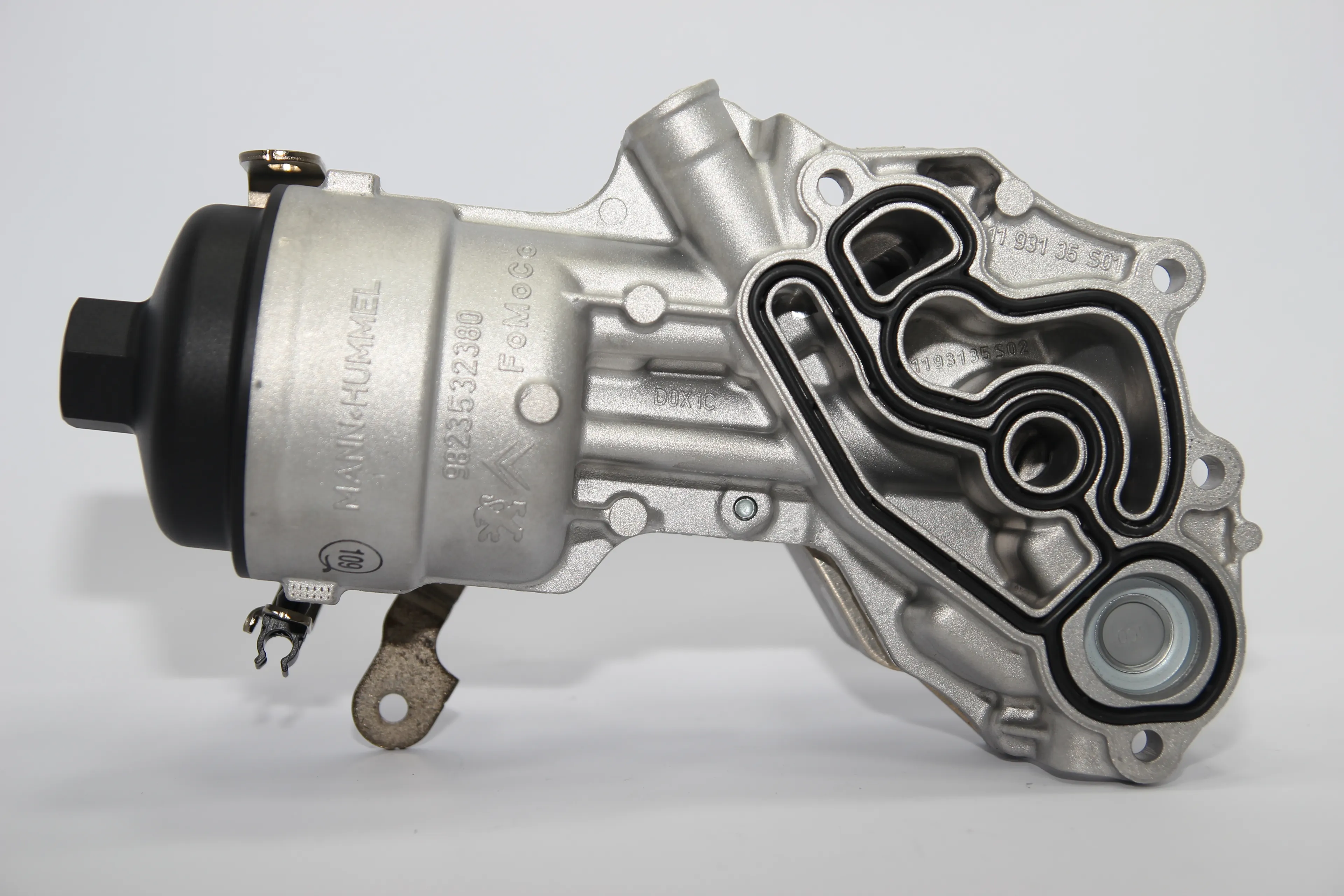 FOCUS / COURİER / KUGA 1.5 Tdci Yağ Soğutucusu Komple Manuel Vites 