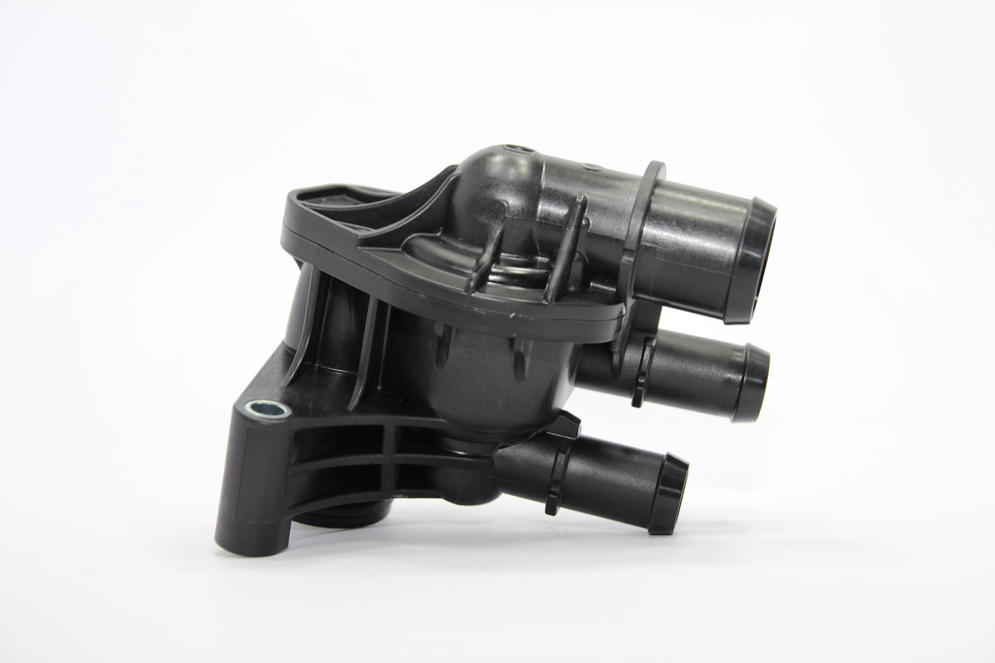 MONDEO / KUGA / C-MAX 1.5 EcoBoost Termostat Gövdesi