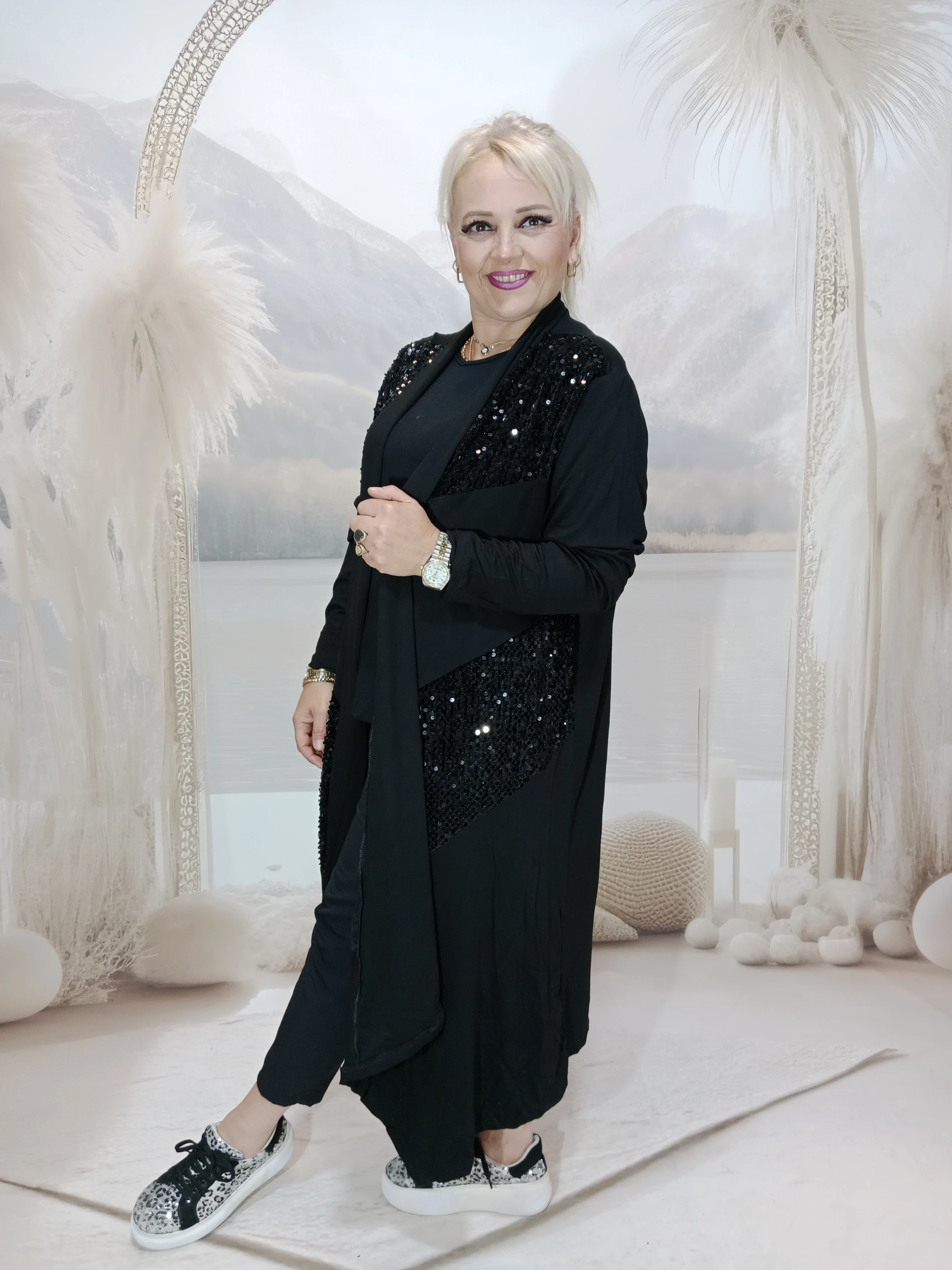 Büyük beden Asimetrik hırka  - Payetli