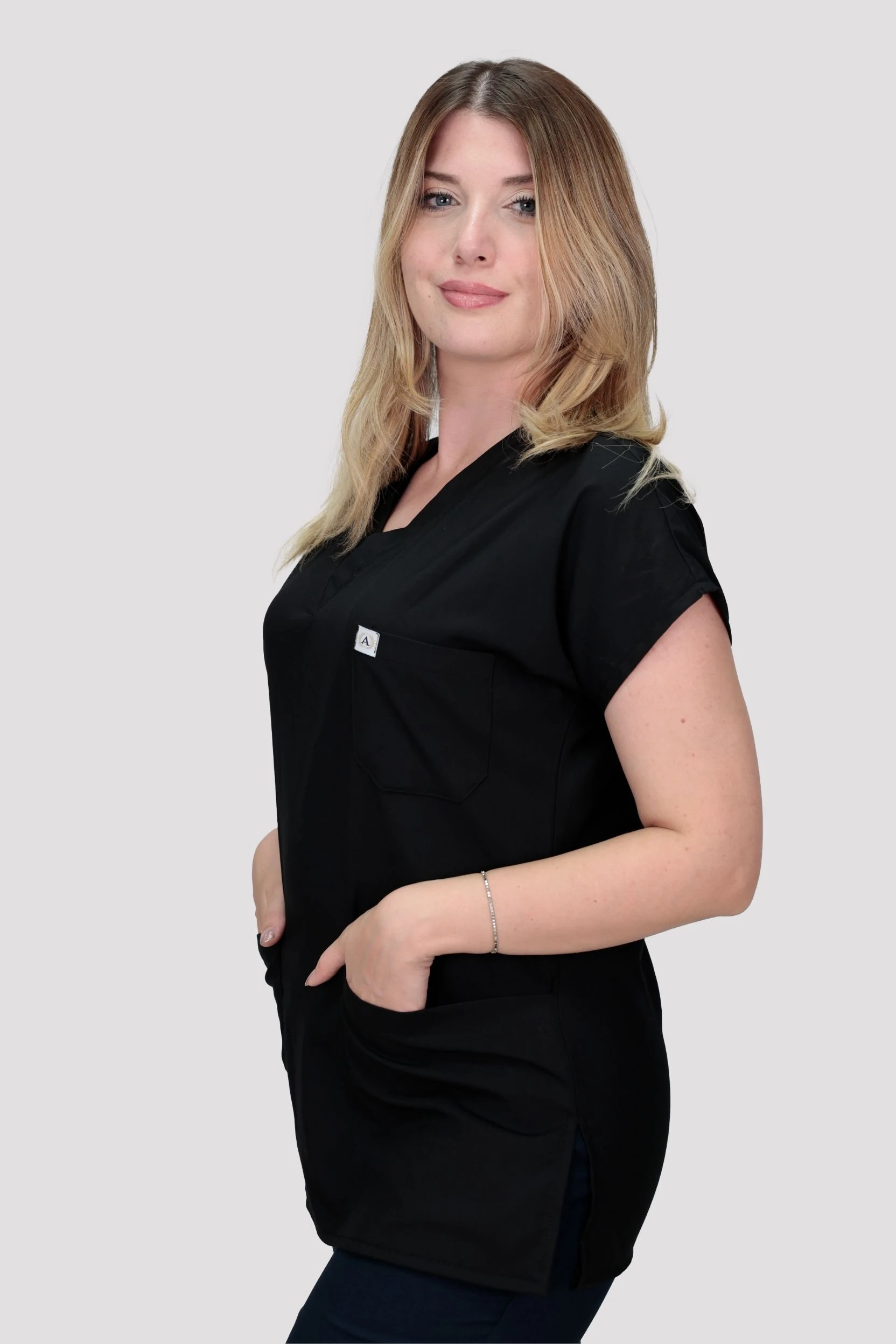 Classic Kadın Tek Üst Hastane Üniforması - Siyah