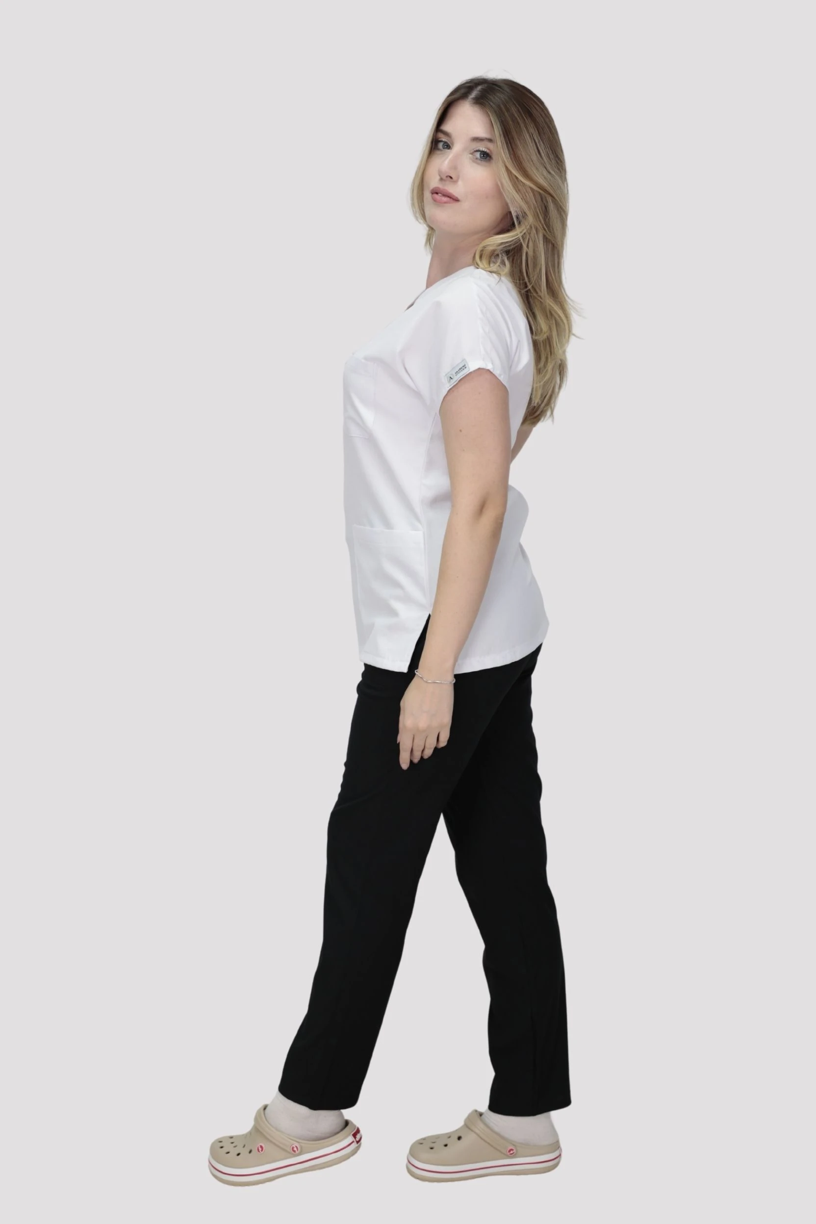 Classics Serisi Kadın Üniforma - Beyaz-Lacivert