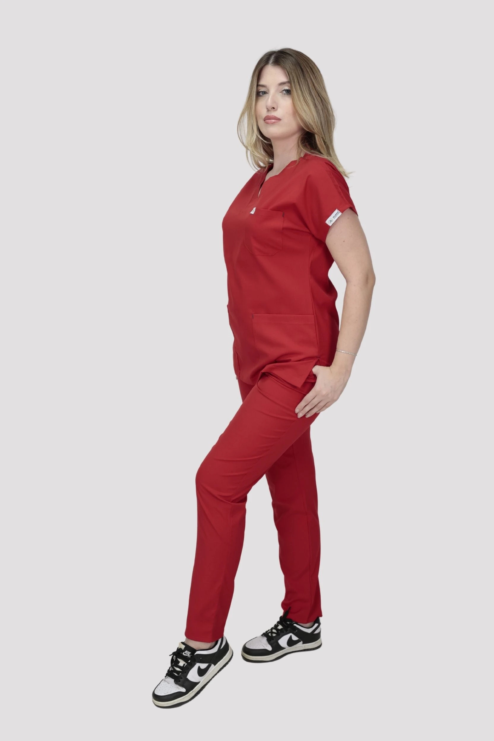 Classics Serisi Kadın Üniforma - Kırmızı