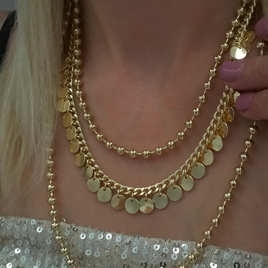 Gold Üç Kolye Kombin image