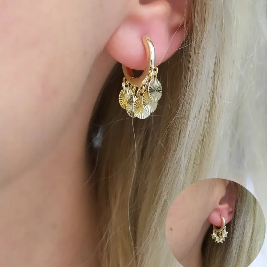 Gold Pullu Lazer Kesim Küpe image