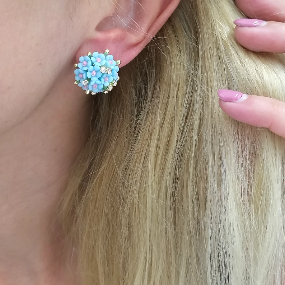 Gold Çiçek Buketi Küpe image