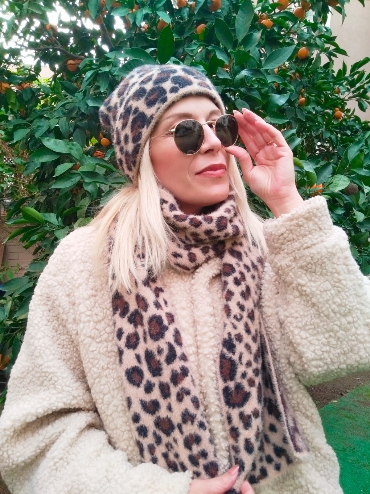 Leopar Yumuşak Doku Atkı Bere Seti