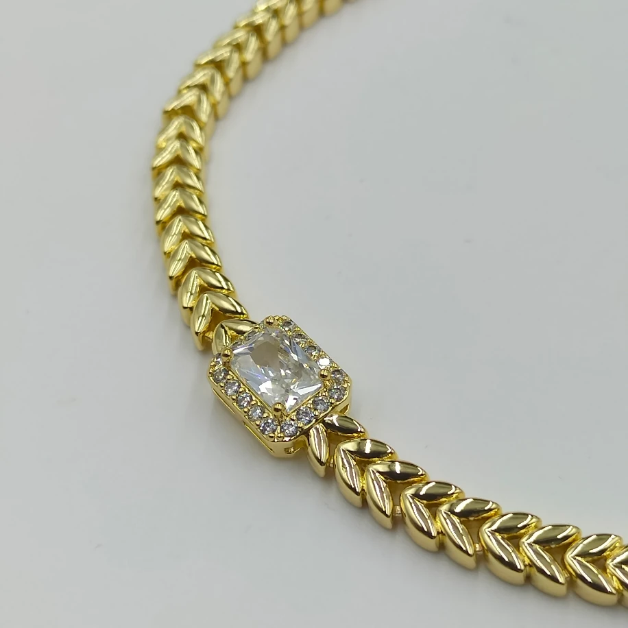 Gold Baget Taşlı Bileklik