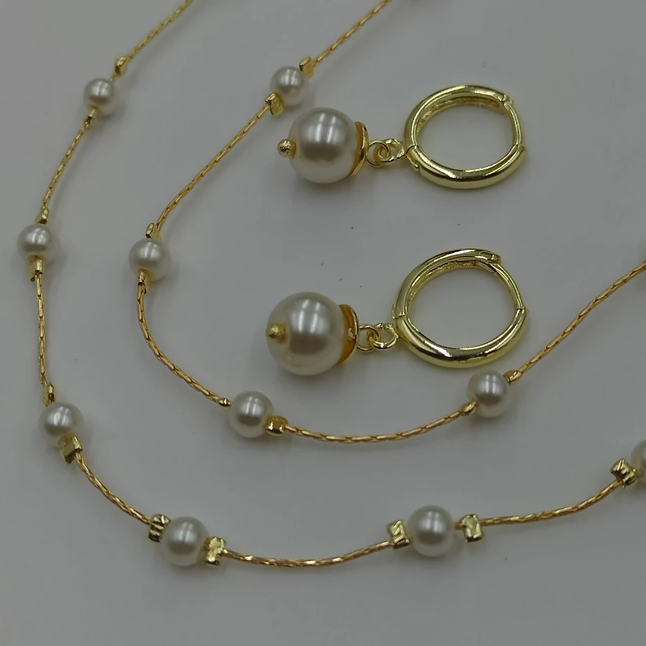 Gold Tek Kilitte Çift Sıra Kolye Küpe Takım image