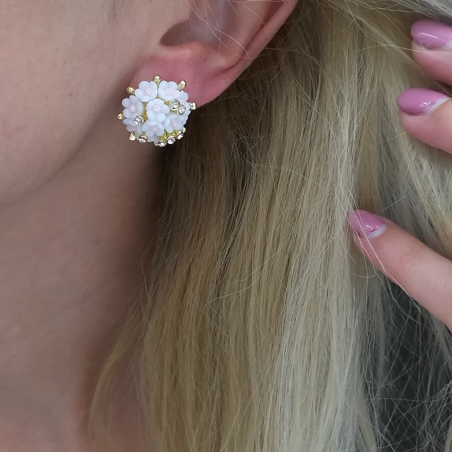 Gold Çiçek Buketi Küpe