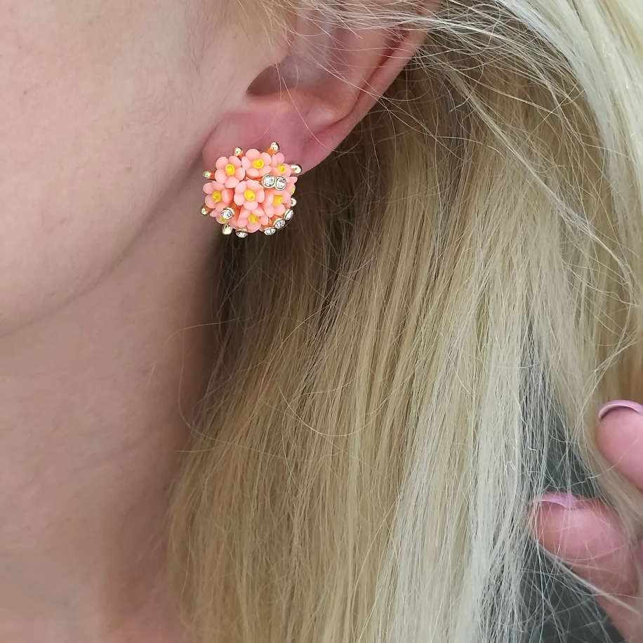 Gold Çiçek Buketi Küpe