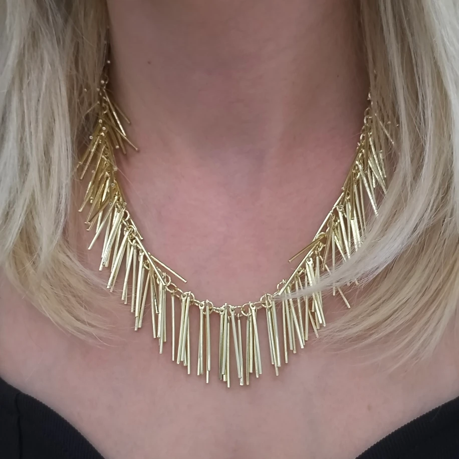 Gold Saçaklı Kolye