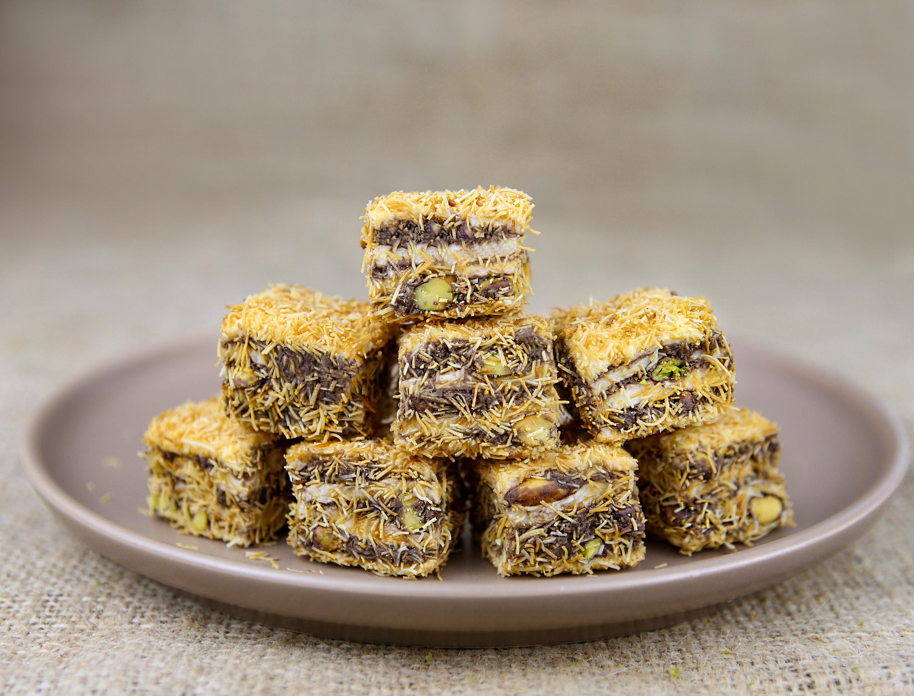 Kadayıf Kaplı,Antep Fıstıklı Baklava Lokum