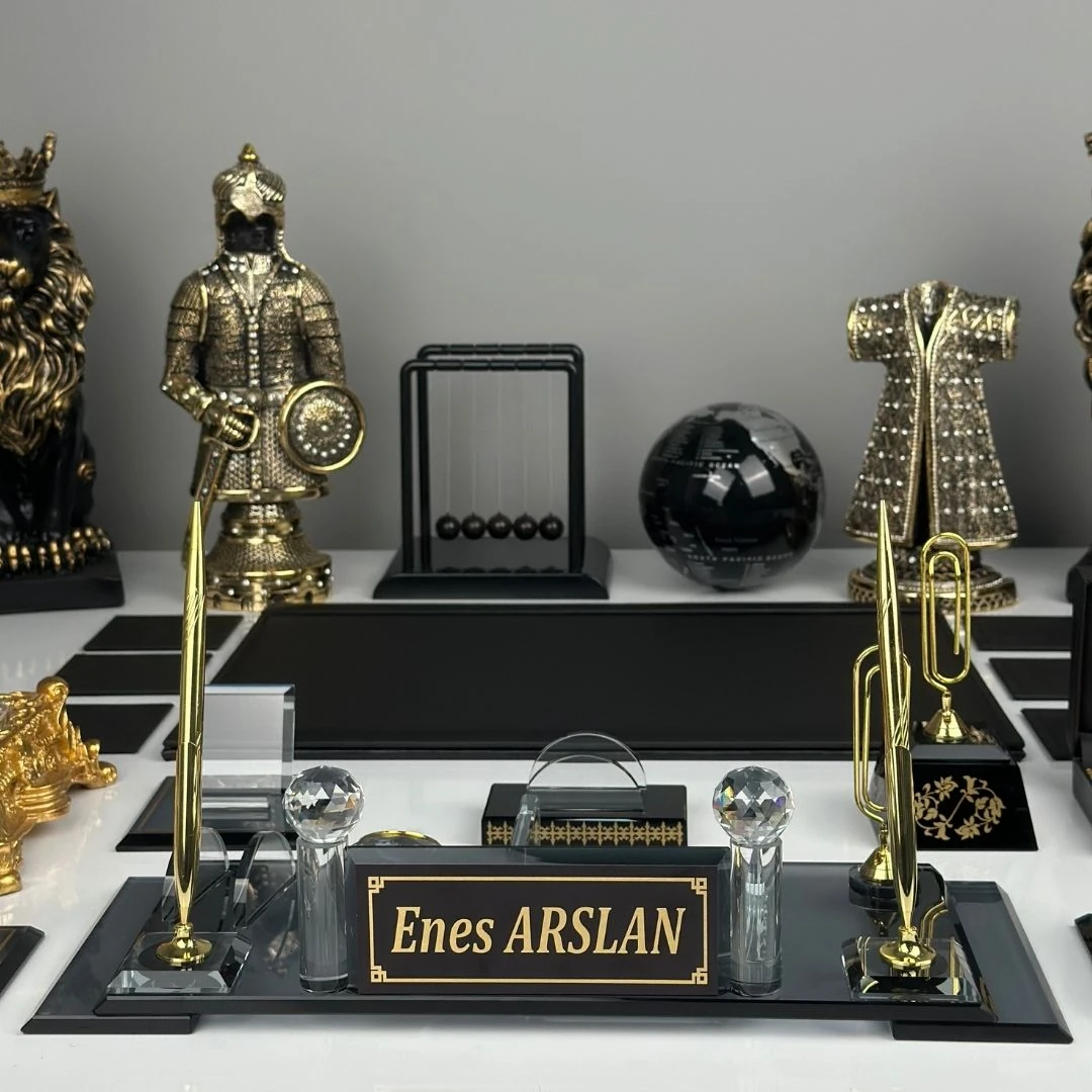 Özel Kristal | 22 Parça Premium Kristal Masa Takımı (Büyük Boy) – Altın