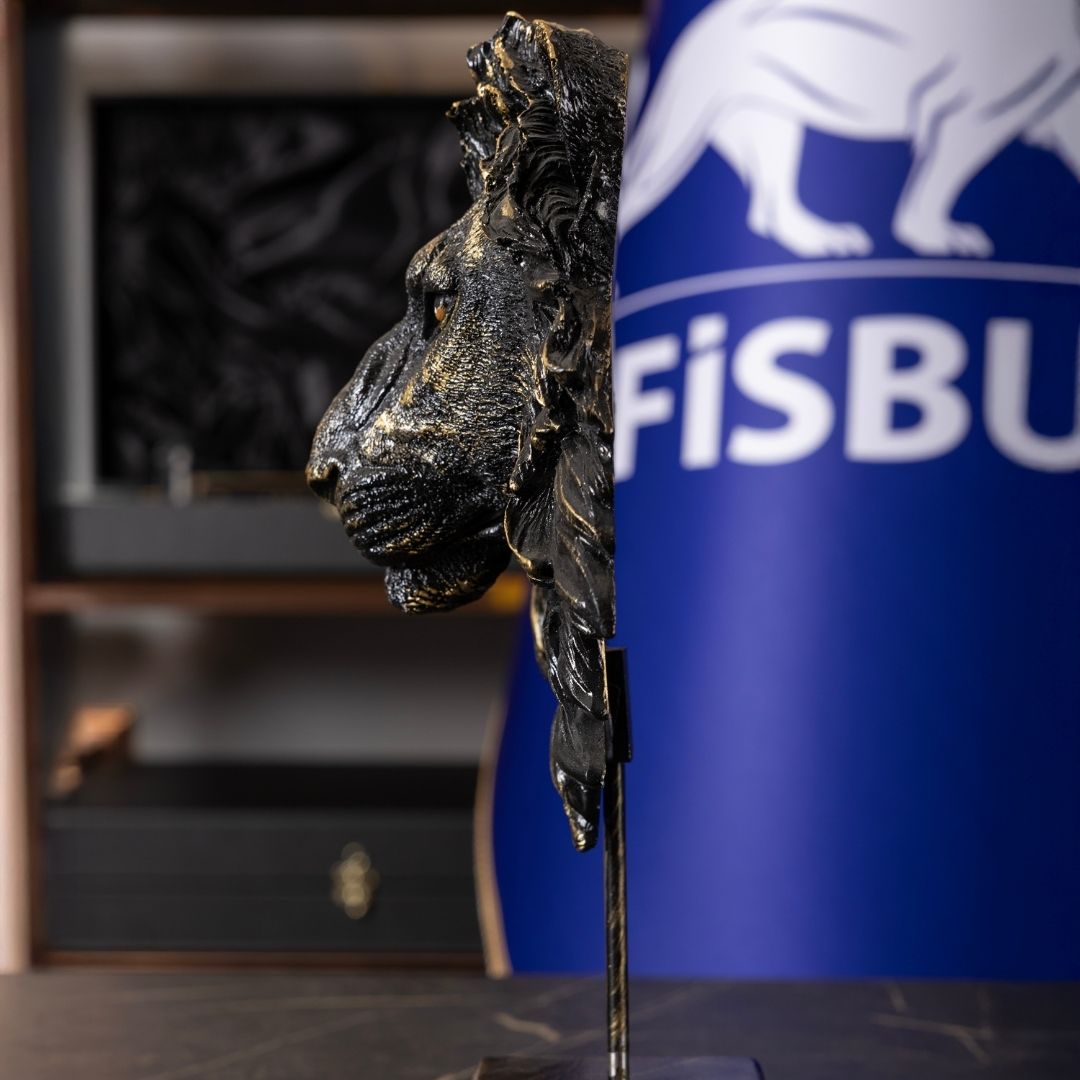 Aslan Kafası Biblo | 30 cm Siyah Renk Polyester