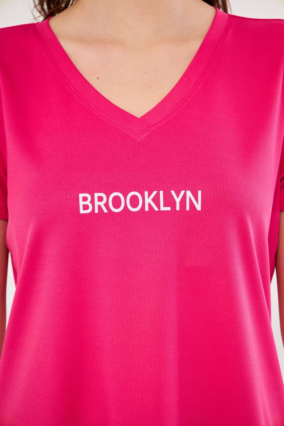 Spor T-shirt 2'li Fuşya  Siyah Renk Brooklyn Baskılı V Yaka