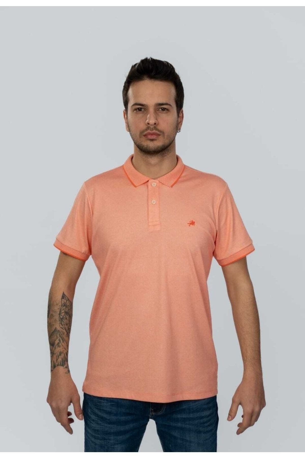 Polo Yaka Somon Renk Desenli T-shirt