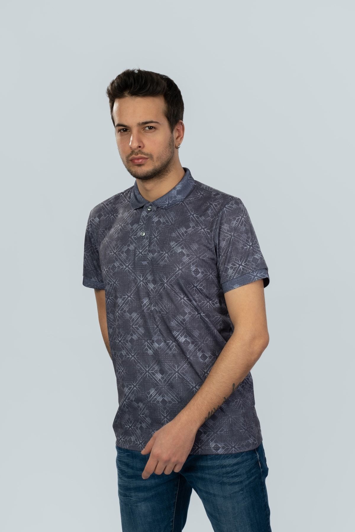 Indigo Renk Polo Yaka Dijital Baskılı T-shirt