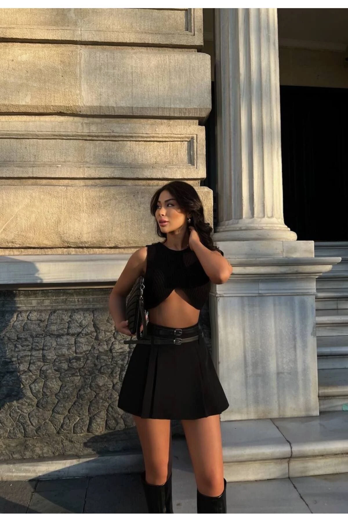 Kadın Haki Çift Kemer Detaylı Piliseli Şortlu Kısa Mini Etek