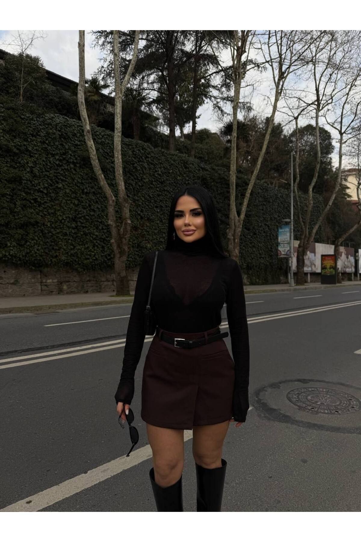 Kadın Acı Kahve Yüksek Bel Önü Cepli Kemerli Kısa Şort Etek