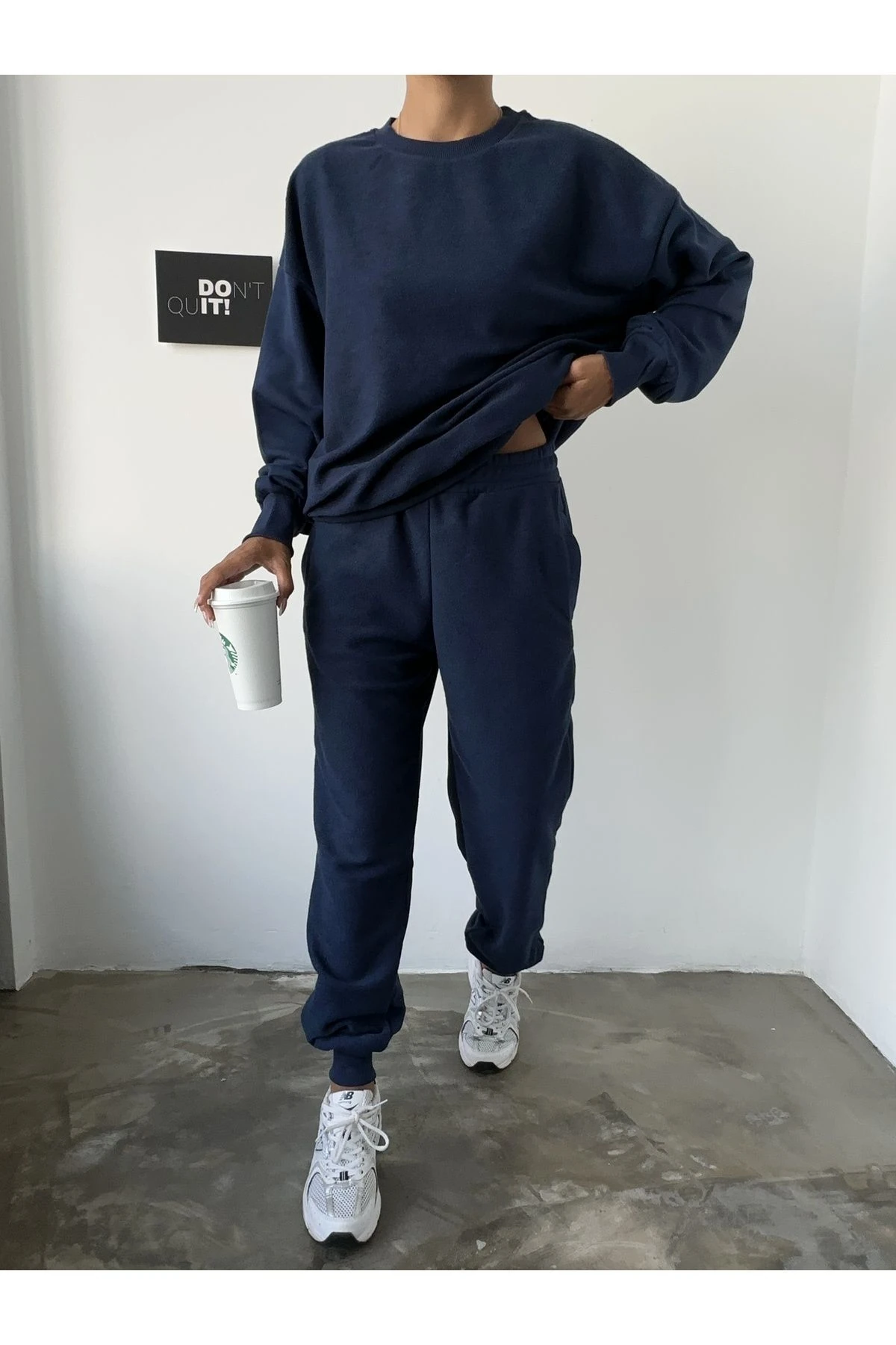 Kadın Gri Bisiklet Yaka Beli Ve Paçası Lastikli Ters Düz Dikiş Detay Oversize Alt Üst Eşofman Takımı