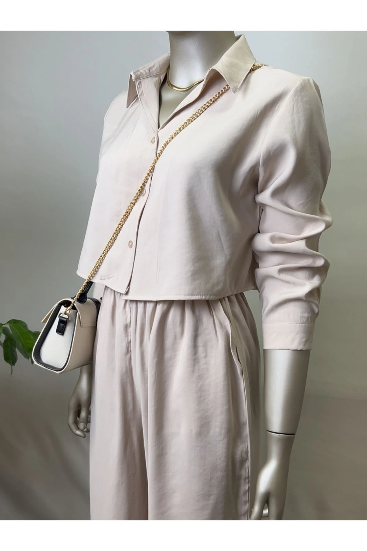 Kadın Bej Ikili Crop Gömlek Pantolon Alt Üst Takım