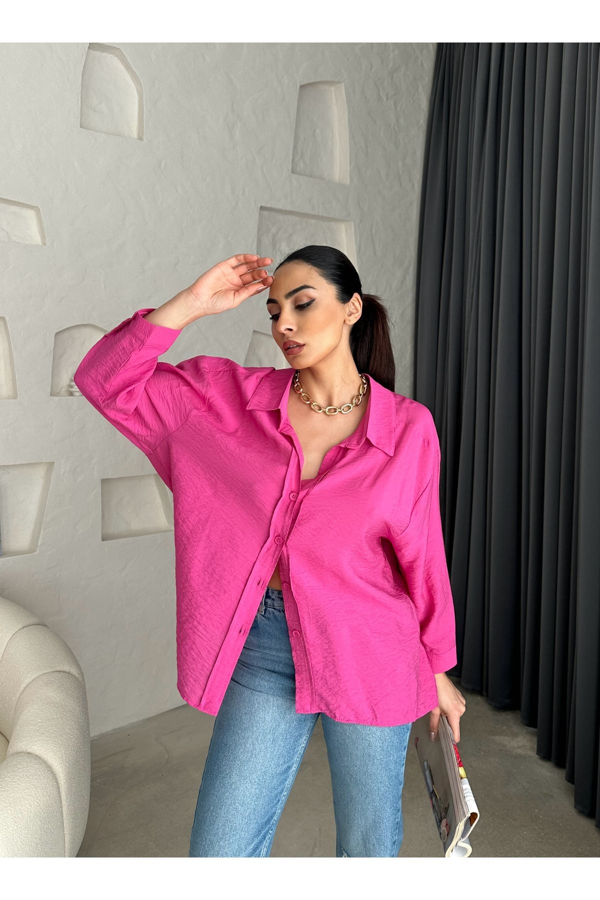 Kadın Beyaz Cepli Oversize Dokulu Salaş Keten Gömlek
