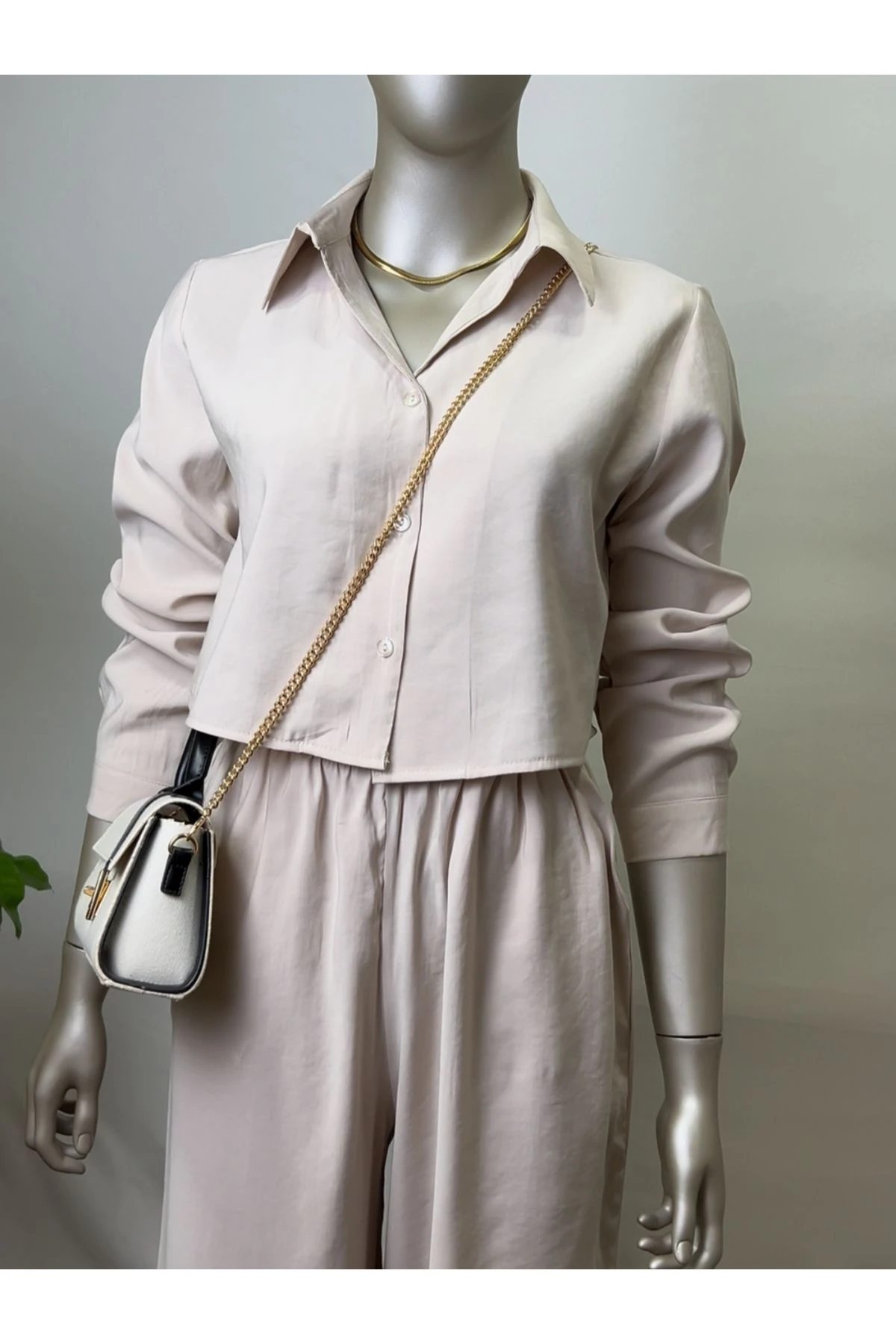 Kadın Bej Ikili Crop Gömlek Pantolon Alt Üst Takım