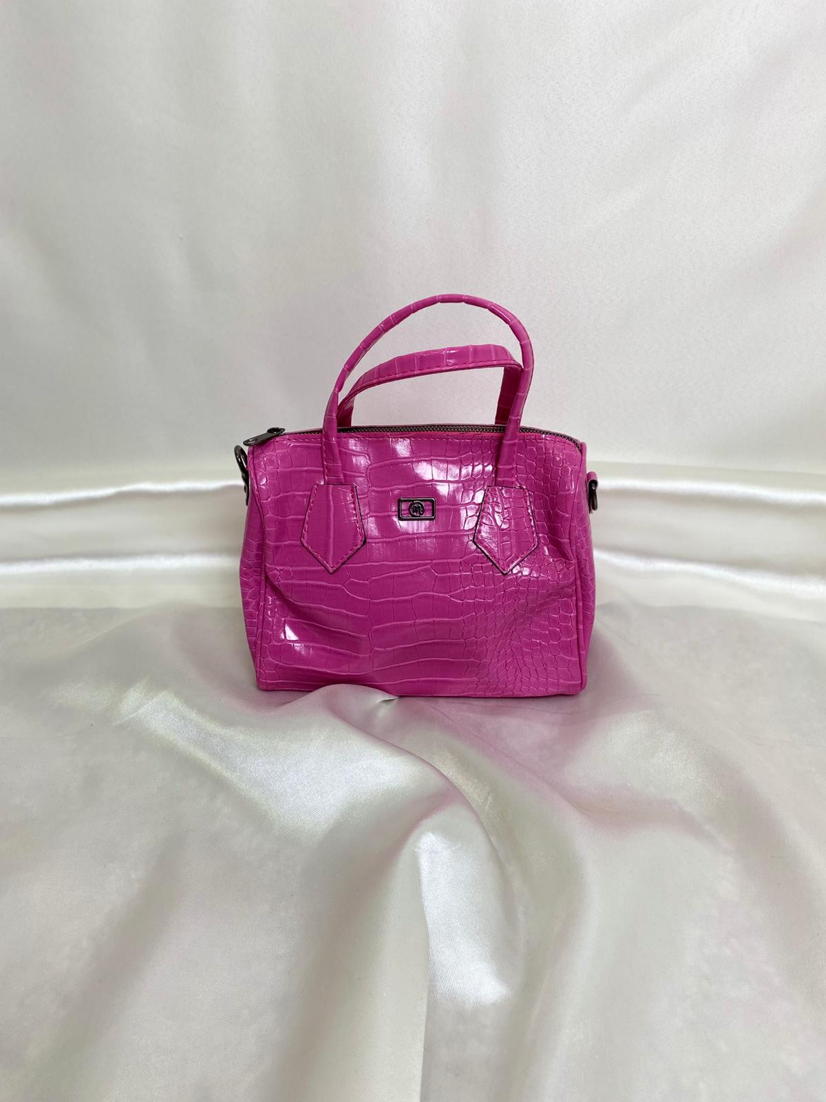 Kadın Timsah Derisi Görünümlü Gümüş Detaylı El ve Omuz Çantası