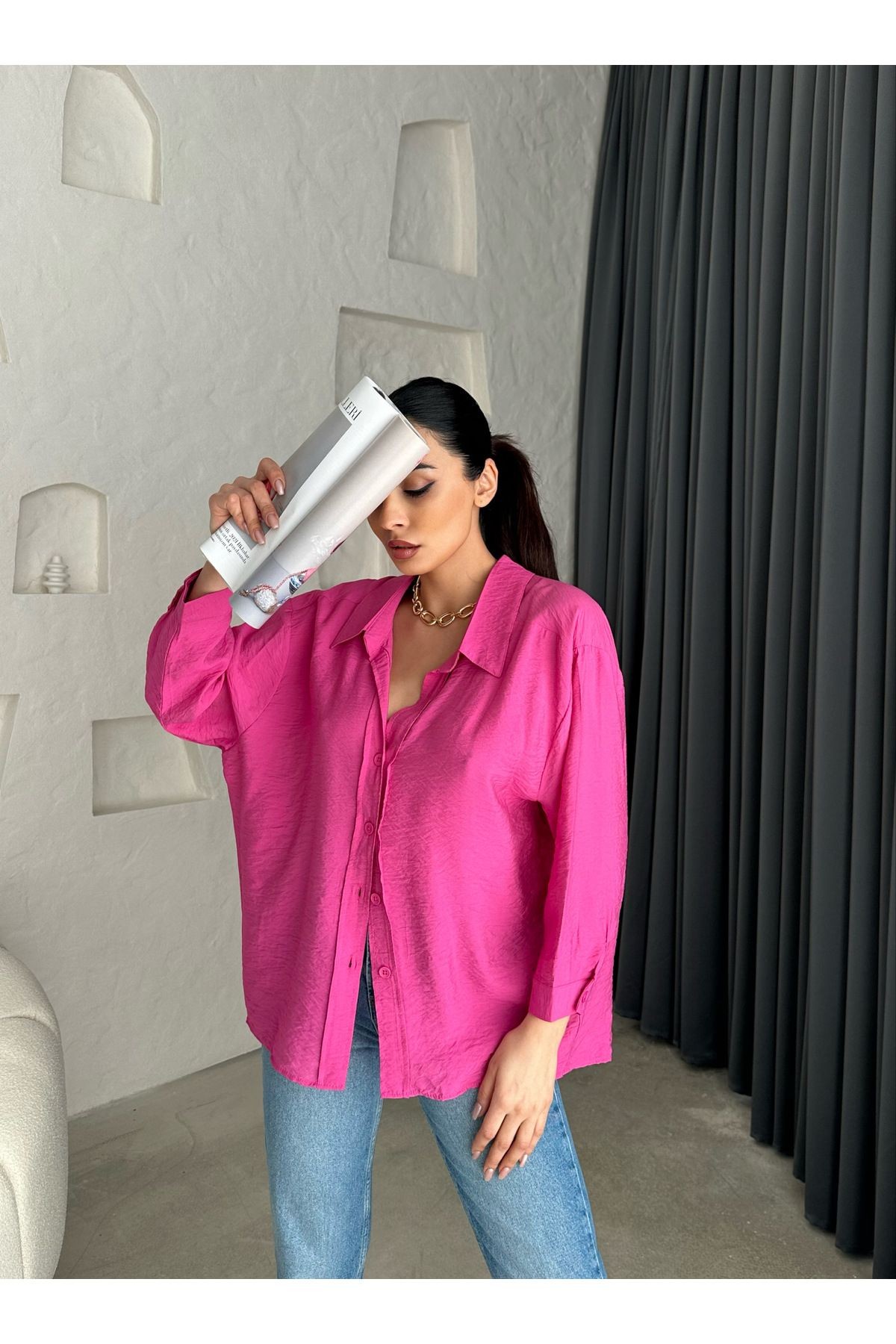 Kadın Beyaz Cepli Oversize Dokulu Salaş Keten Gömlek