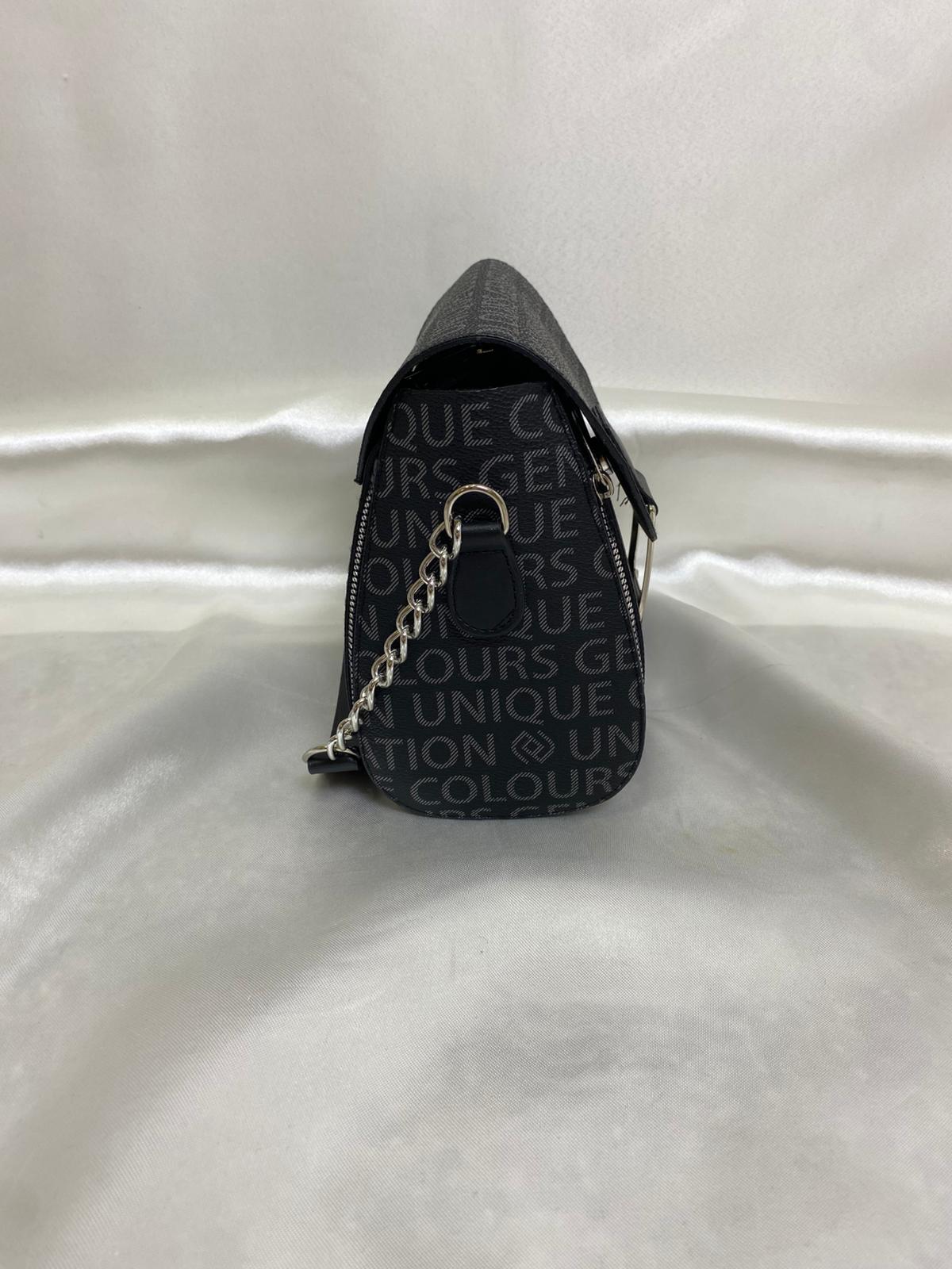 Kadın Zincir Askılı Suni Deri Çanta