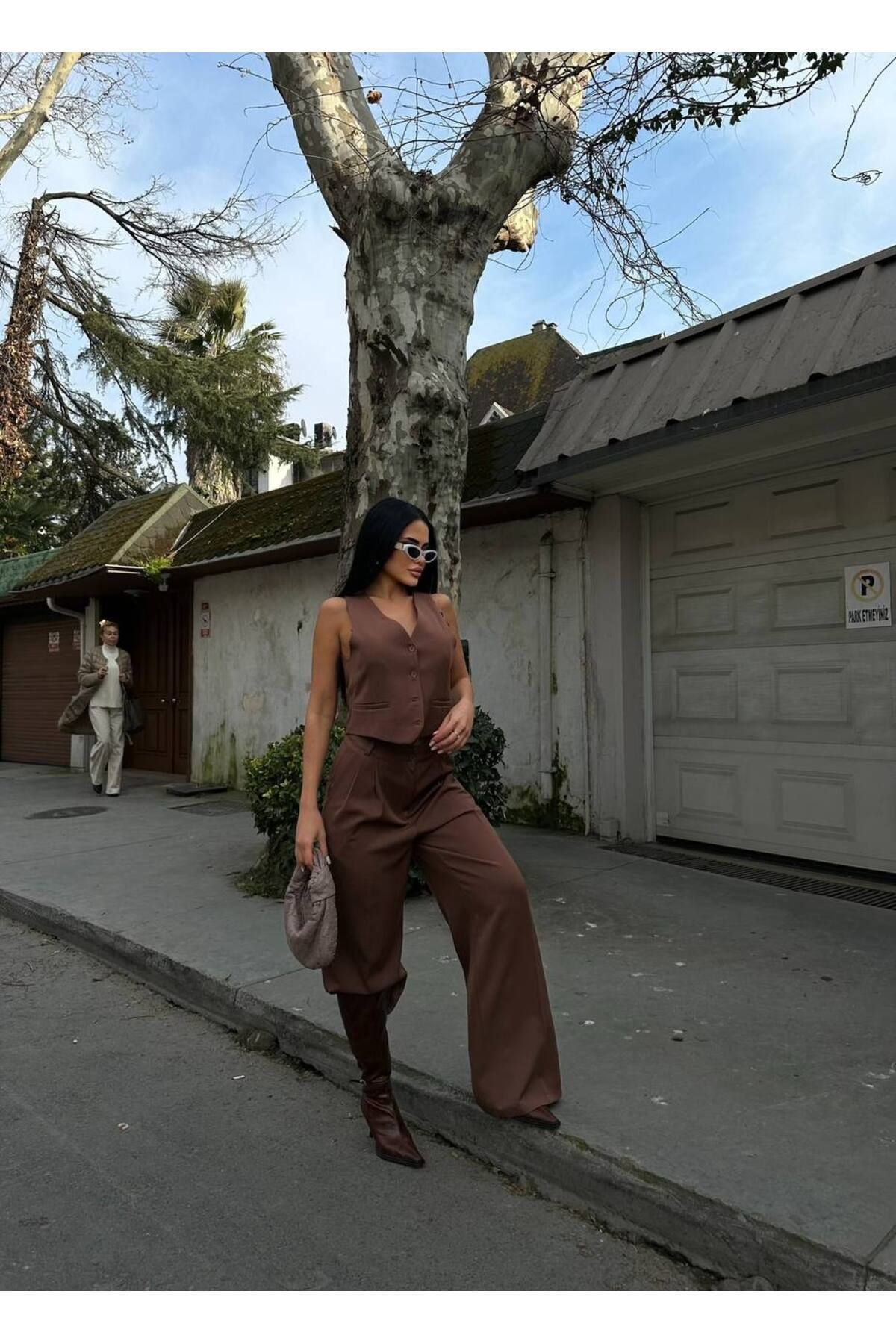 Kadın Acı Kahve Ikili Yelekli Pantolon Alt Üst Takım