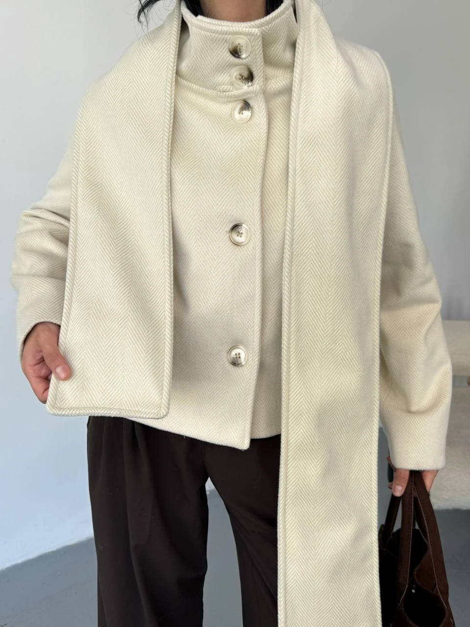 Kadın Atkılı Düğmeli Kaşe Kaban