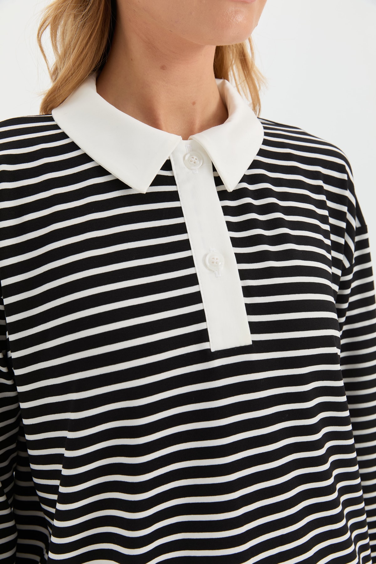 Polo Yaka Çizgili Sweat