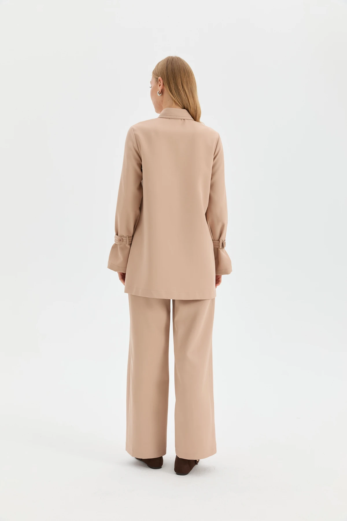 Kontrast Dikişli Takım