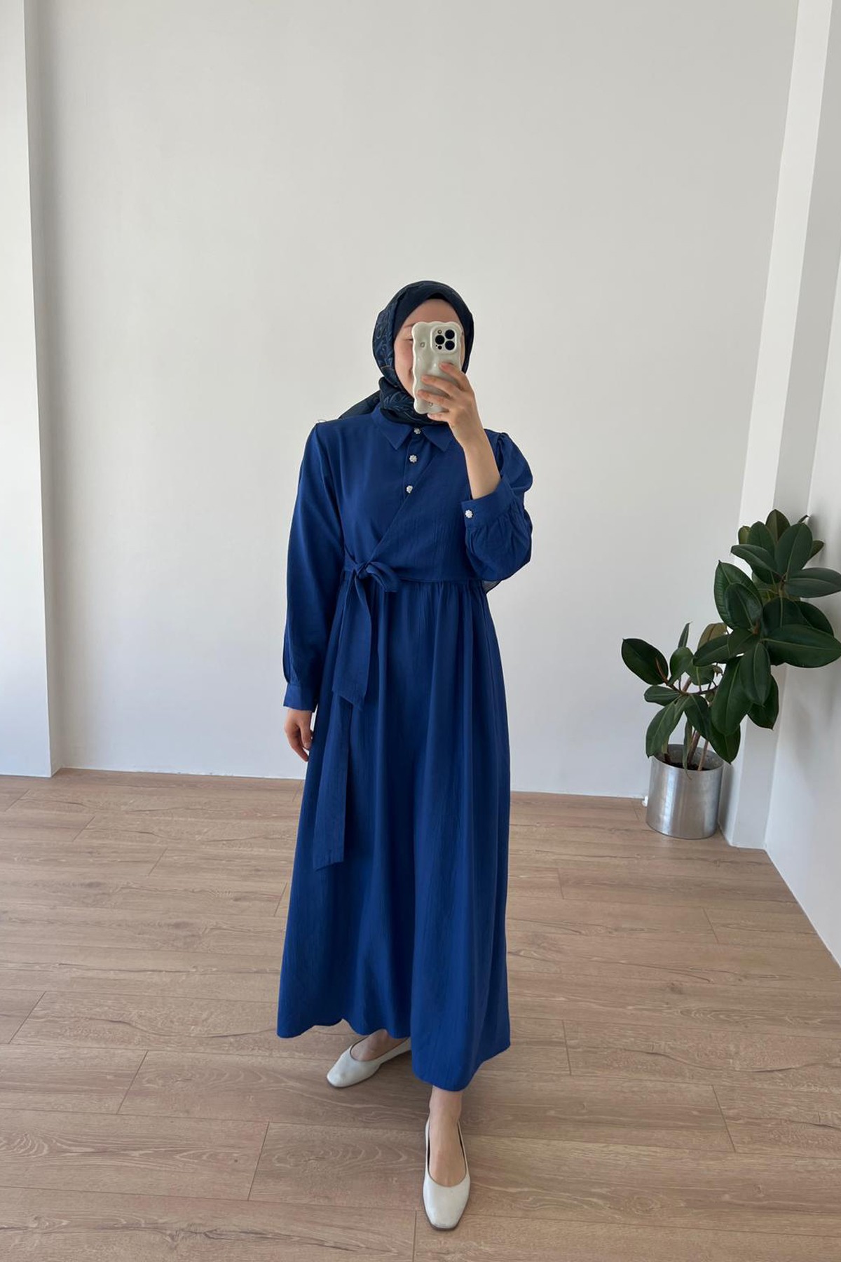 Belden Bağlamalı Elbise Saks
