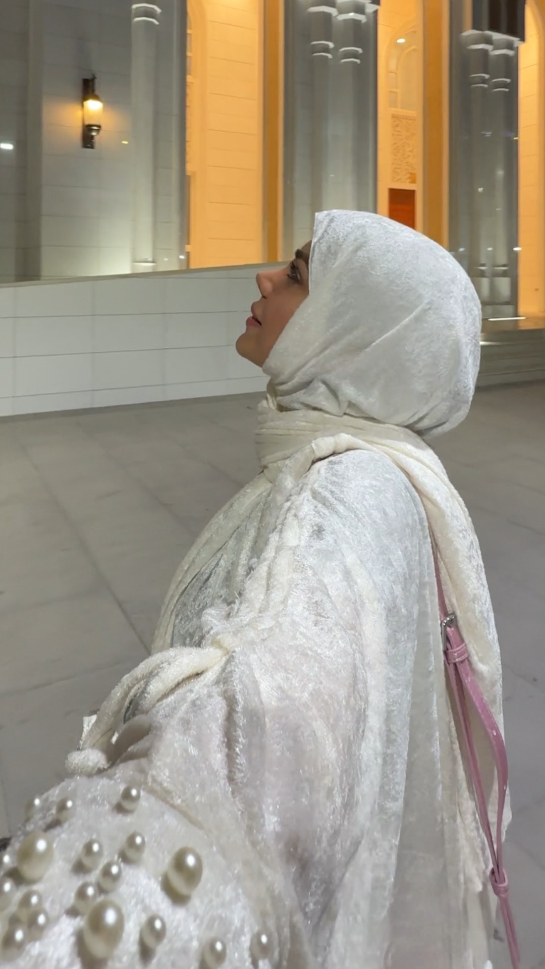 Mihrimah İnci Taşlı Namaz Elbisesi - Robalı - Beyaz