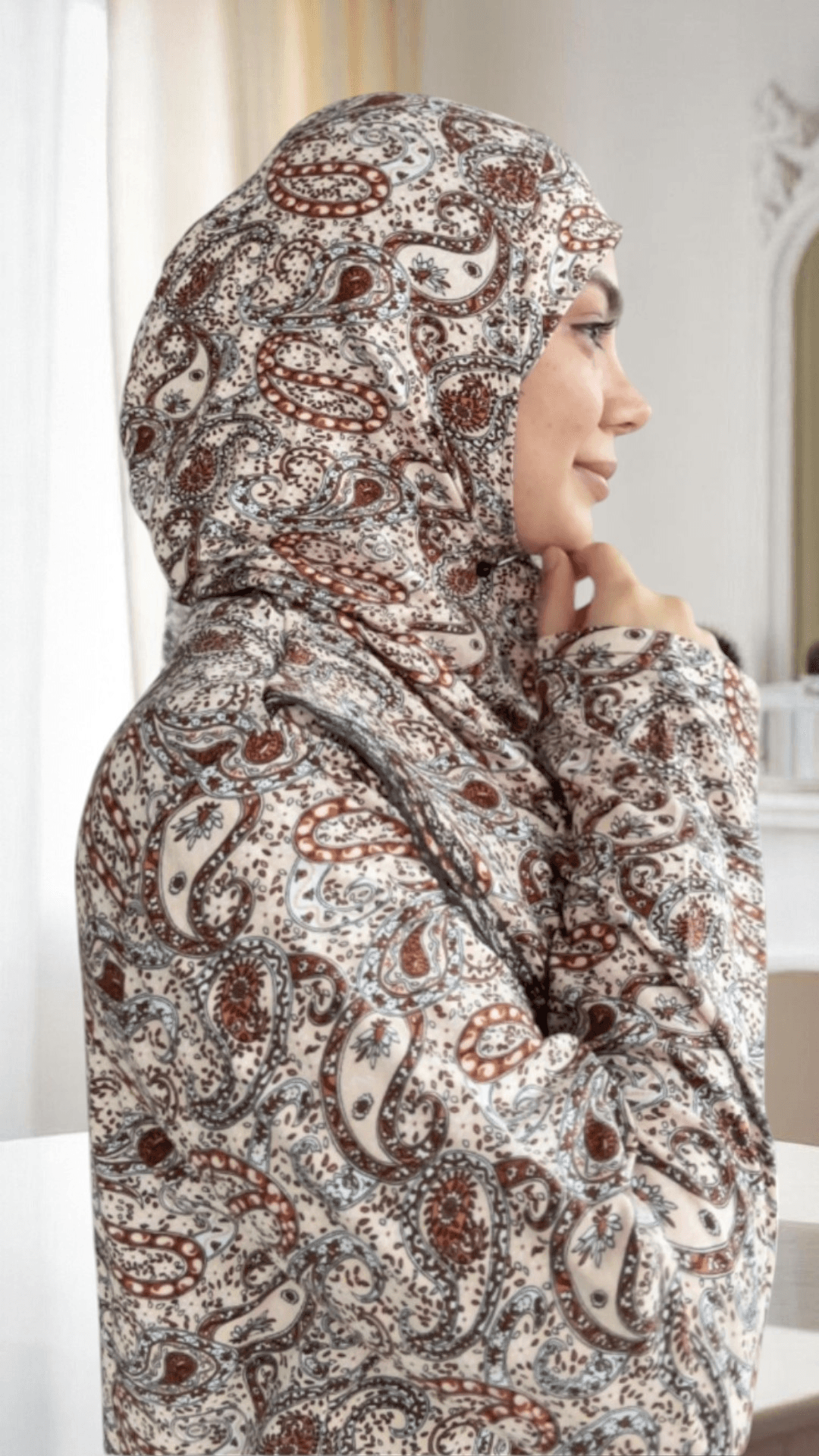 Refah Fermuarlı Hazır Şallı Pamuklu Penye Namaz Elbisesi  - Açık Renk Etnik Desen