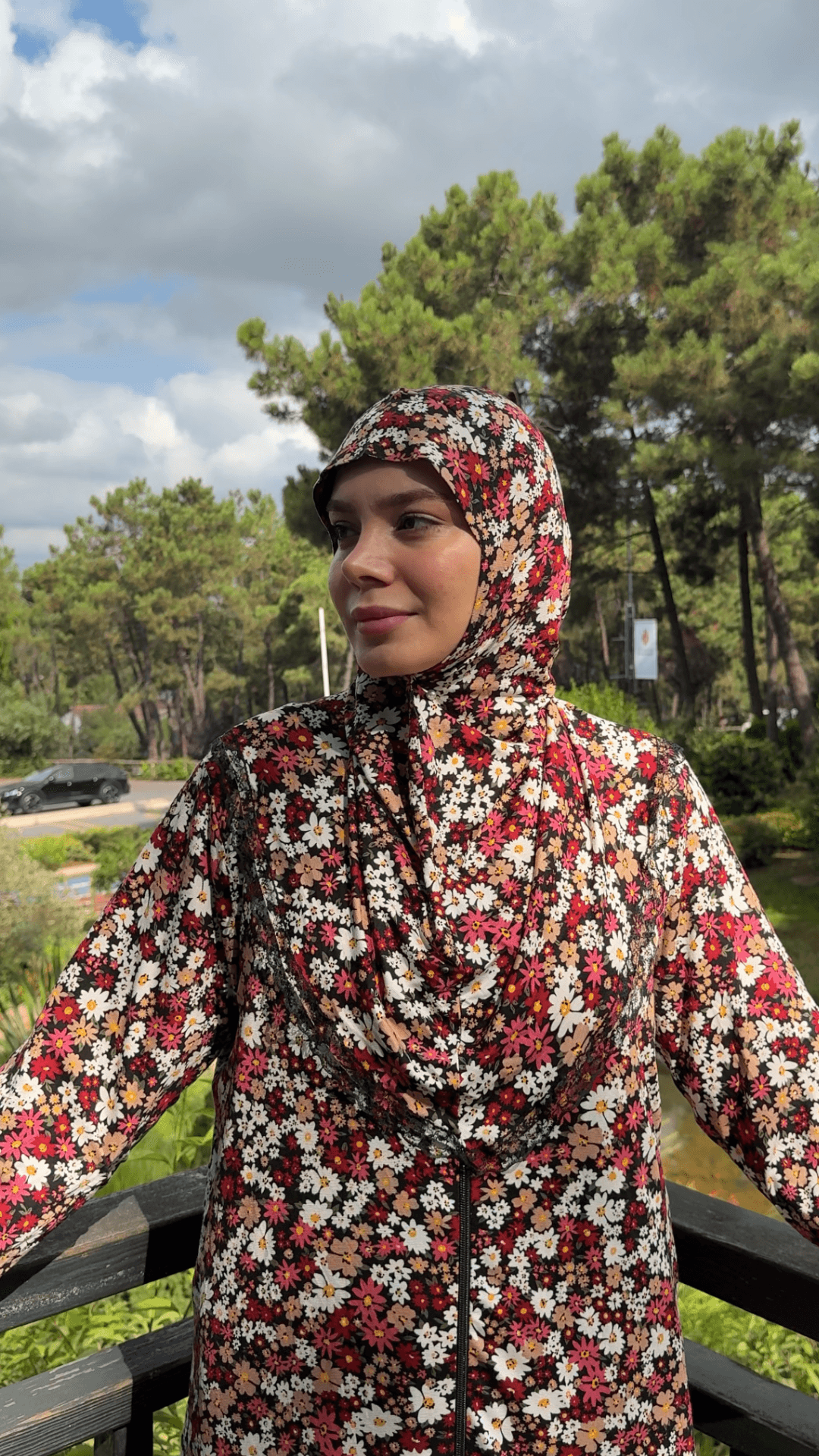Desenli Refah Fermuarlı Hazır Şallı Pamuklu Penye Namaz Elbisesi  - Kırmızı Bahar