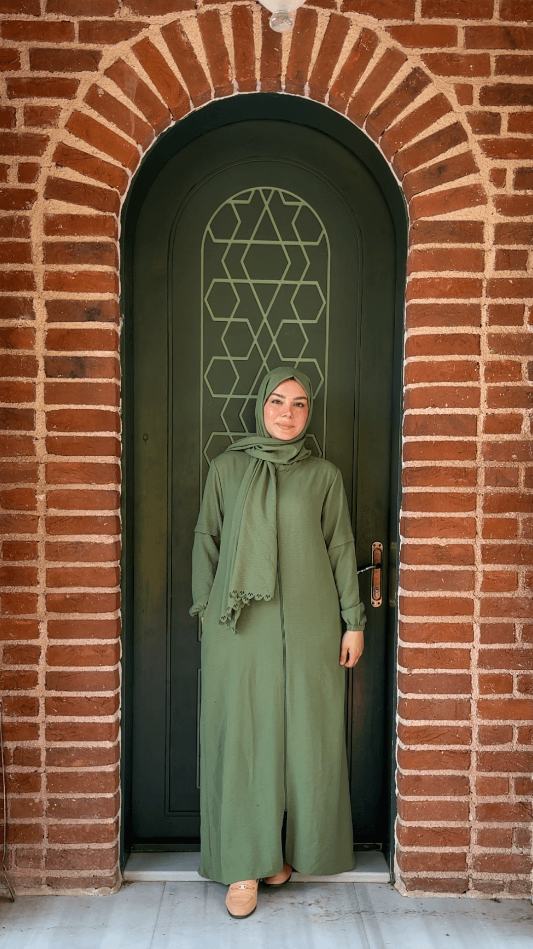Sahra Fermuarlı Uzun Şallı Pamuk Aerobin Namaz Elbisesi - Haki