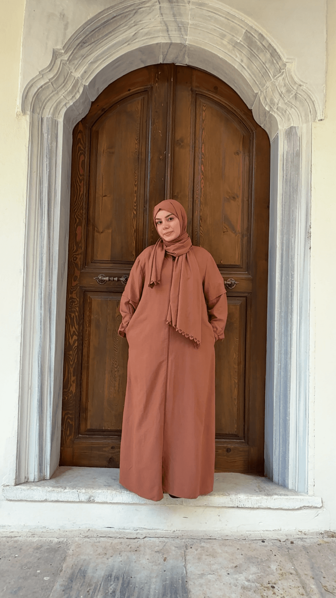 Sahra Modest Prayer Outfit with Zipper – Long Scarf & Breathable Cotton Aerobin Fabric - Caramel