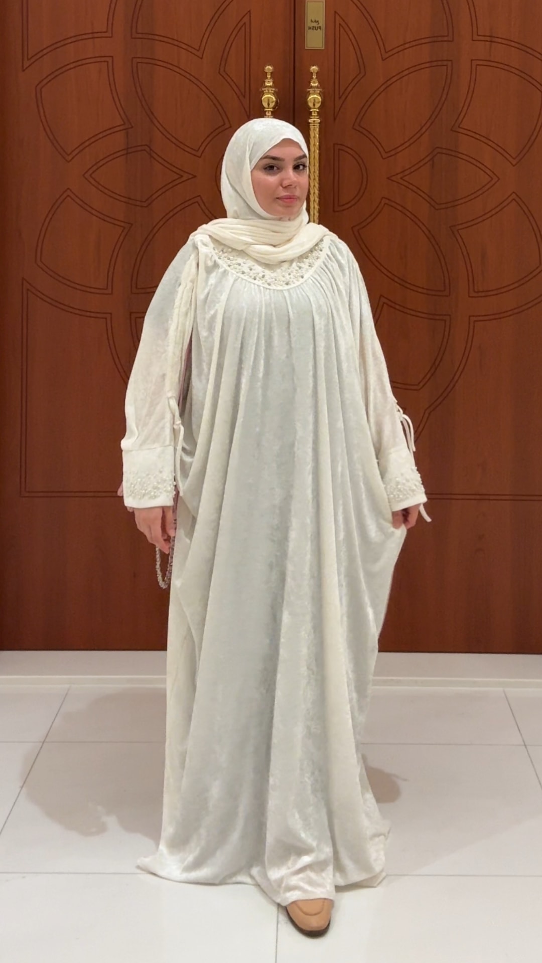 Mihrimah İnci Taşlı Namaz Elbisesi - Robalı - Beyaz