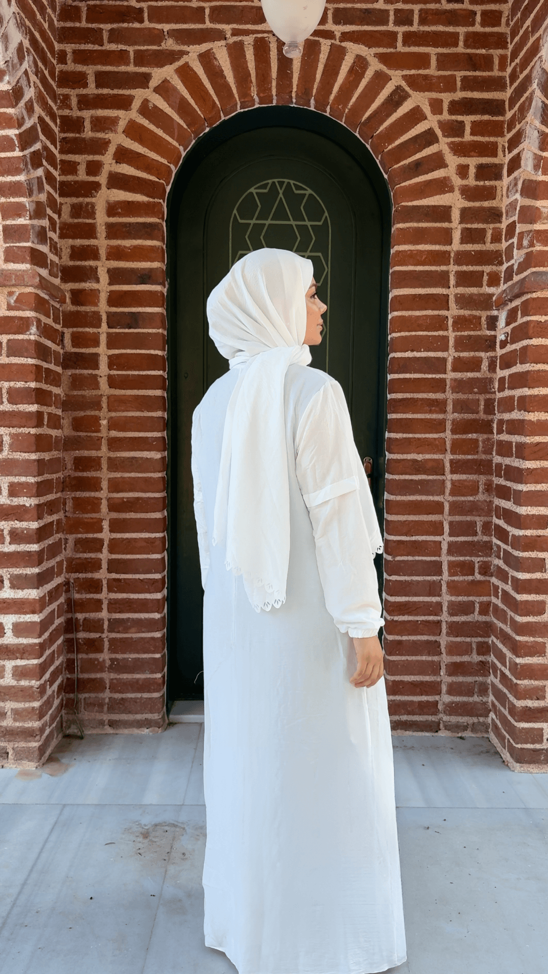 Sahra Fermuarlı Uzun Şallı Pamuk Aerobin Namaz Elbisesi - Beyaz