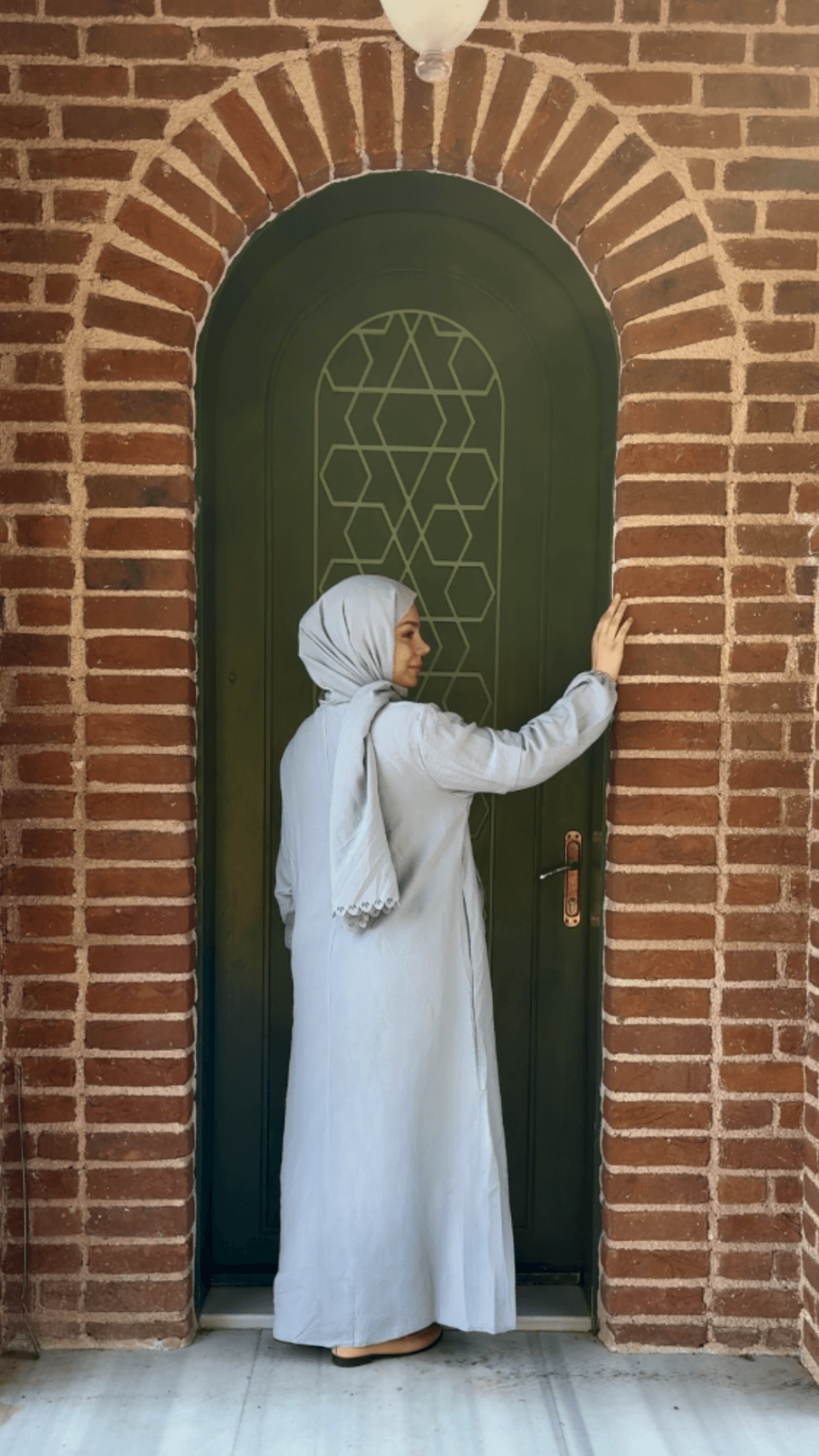 Sahra Fermuarlı Uzun Şallı Pamuk Aerobin Namaz Elbisesi - Gri