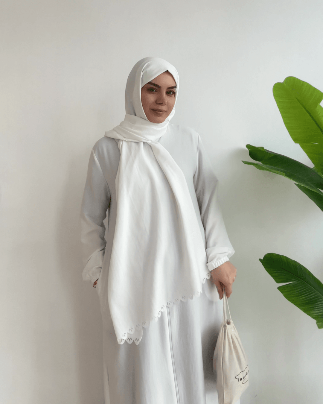 Sahra Fermuarlı Uzun Şallı Pamuk Aerobin Namaz Elbisesi - Beyaz