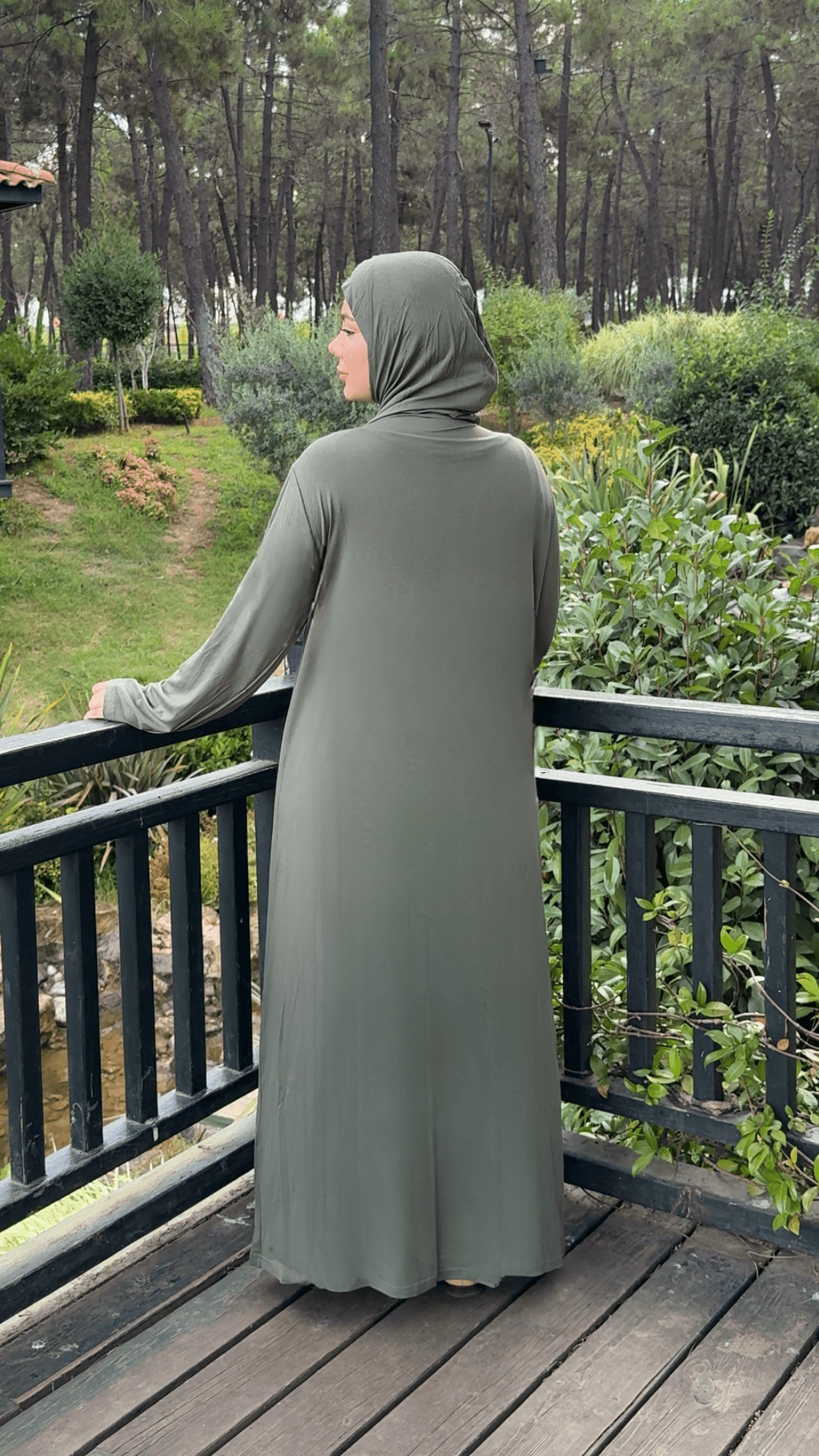 Yandan Bağlamalı Pratik Şallı Penye Namaz Elbisesi - Haki
