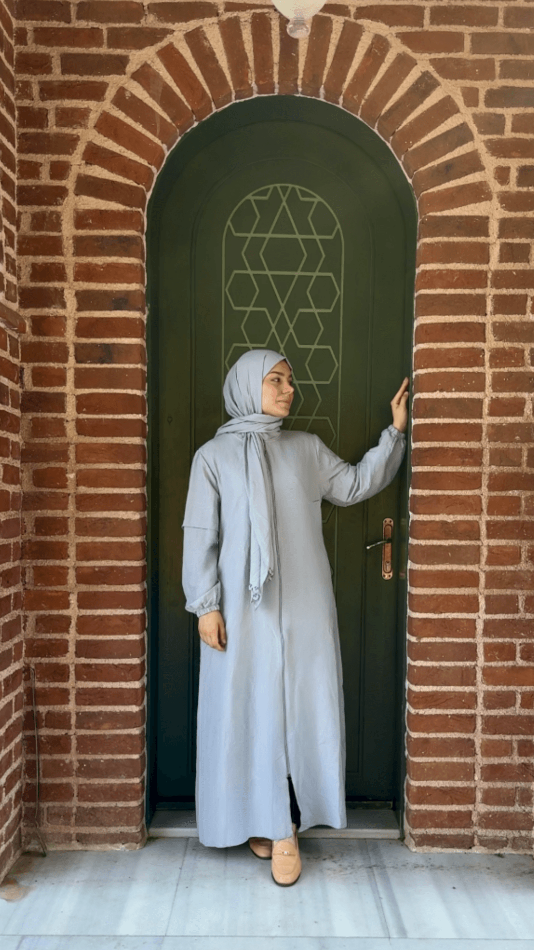 Sahra Fermuarlı Uzun Şallı Pamuk Aerobin Namaz Elbisesi - Gri