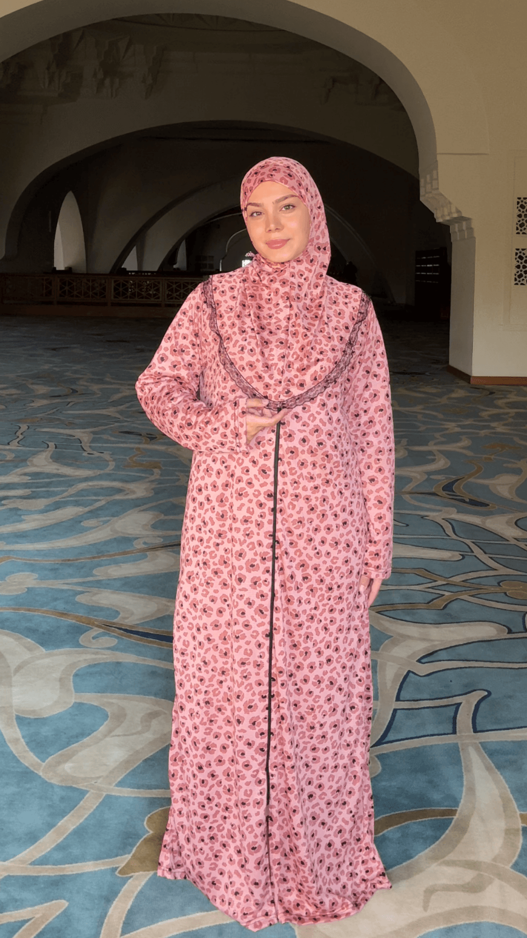Hira Fermuarlı Hazır Şallı Helen Kumaş Namaz Elbisesi - Pembe Leopar