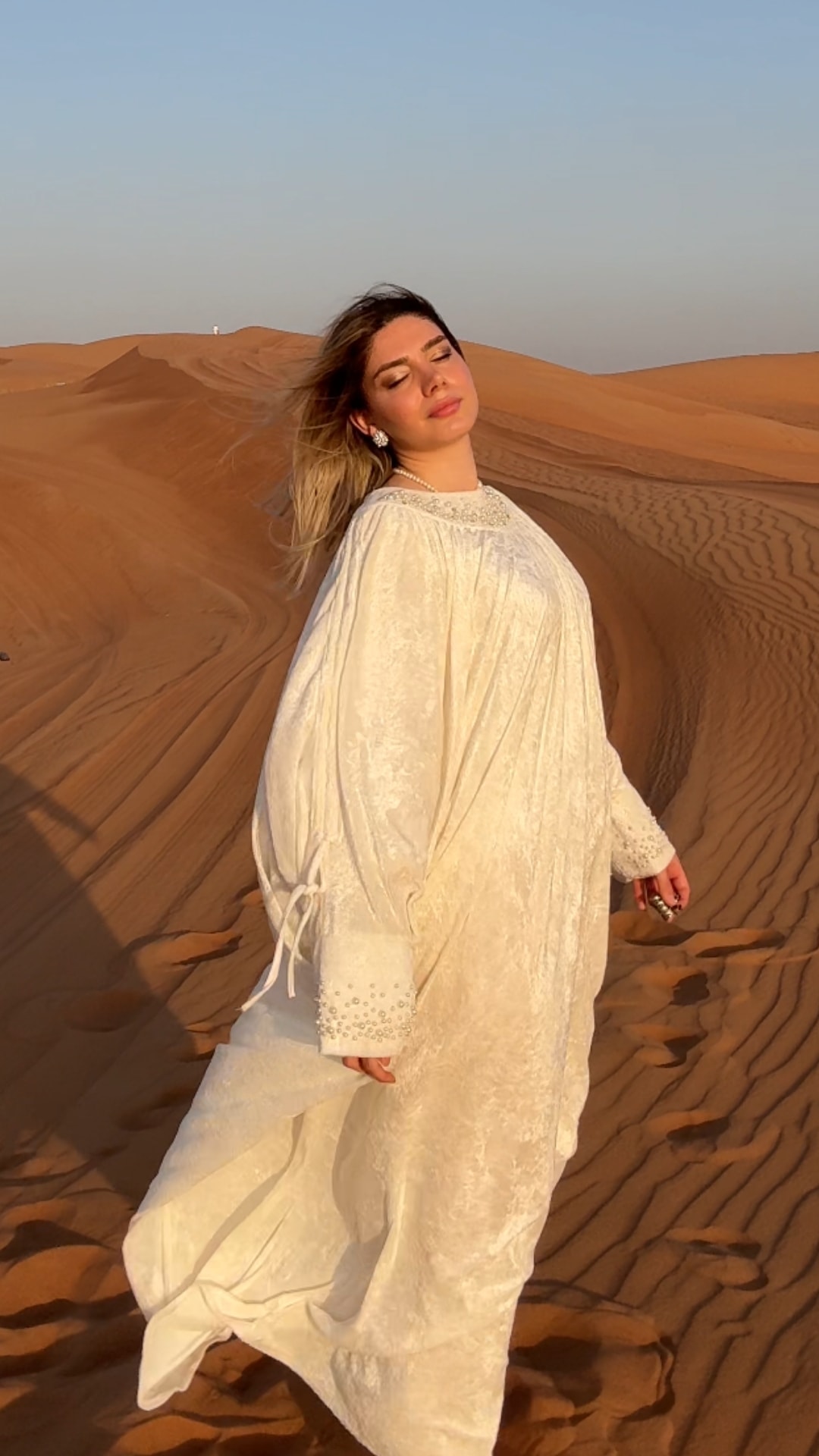 Mihrimah İnci Taşlı Namaz Elbisesi - Robalı - Beyaz