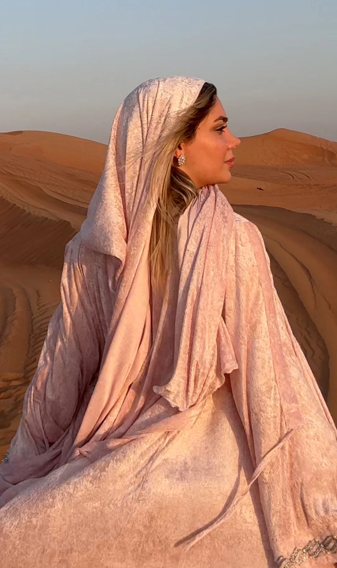 Mihrimah İnci Taşlı Yandan Bağlamalı 8 Parça Namaz Elbisesi Seti