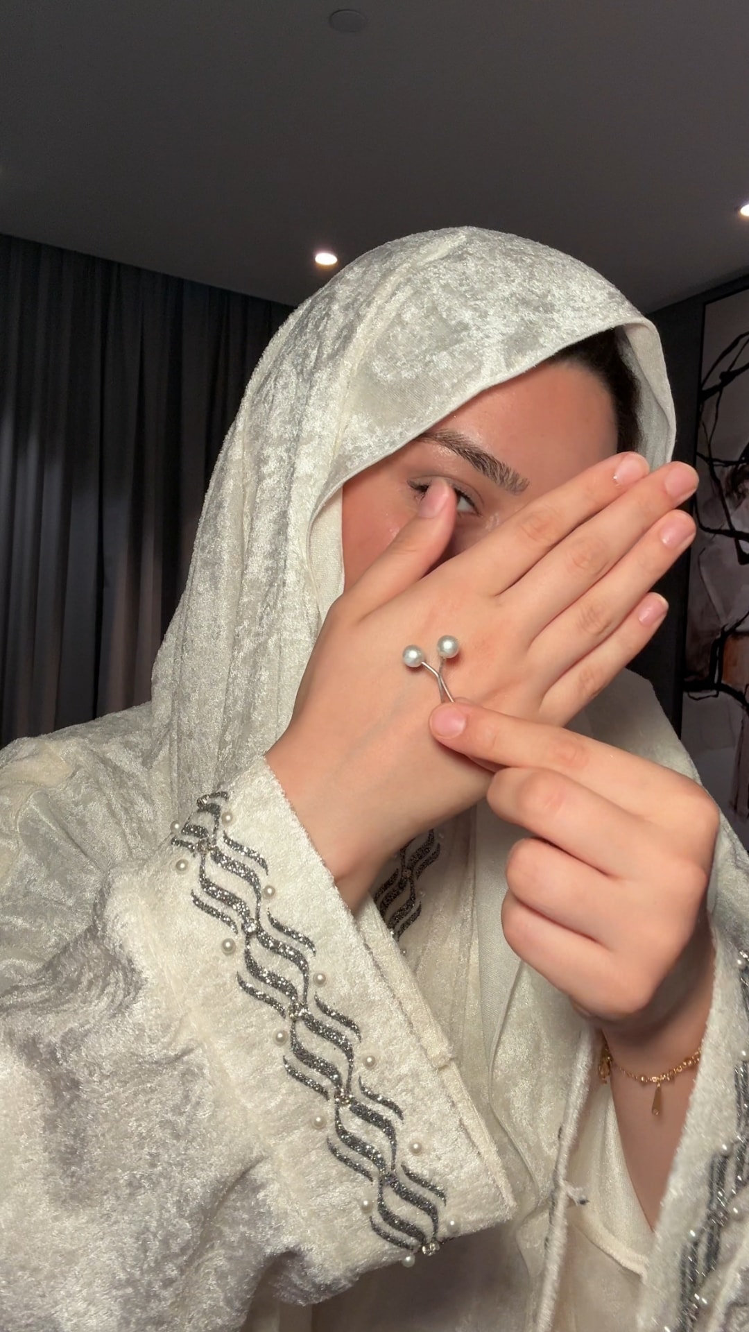 Mihrimah İnci Taşlı Namaz Elbisesi - Yandan Bağlamalı - Beyaz